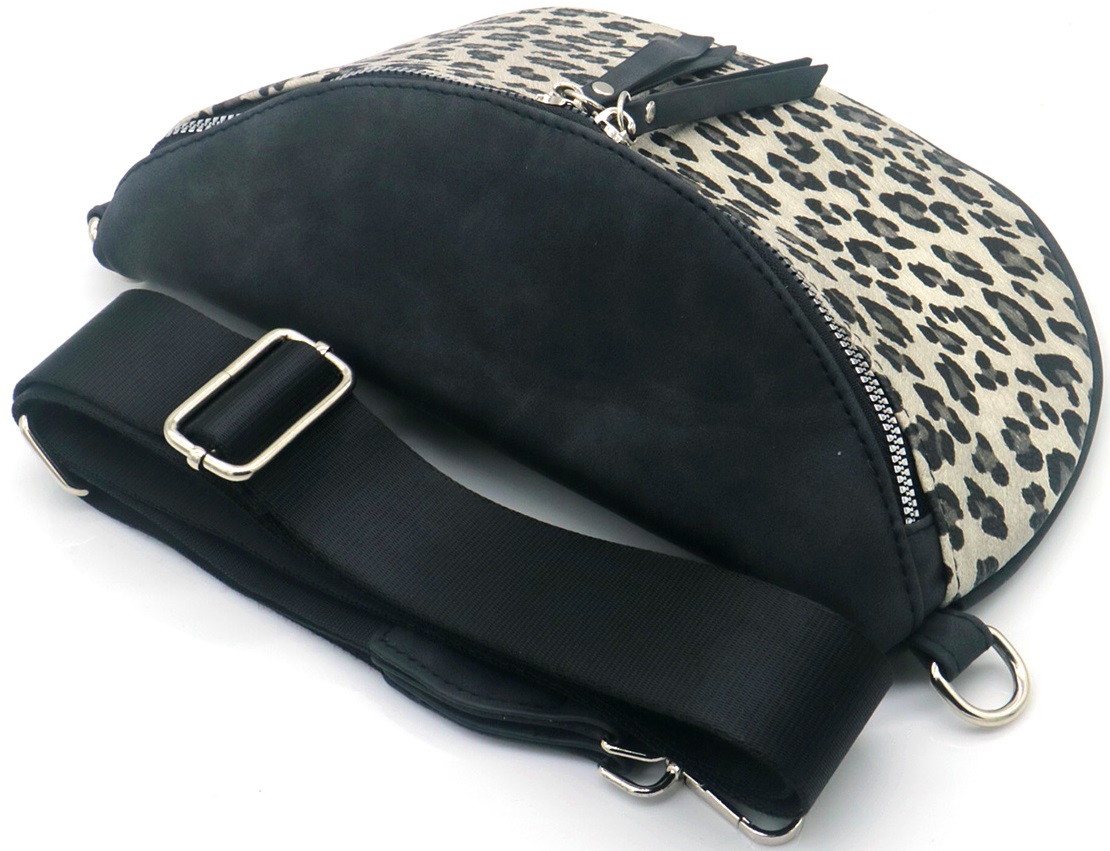 Q-F6.2 BAG914-006-2 PU Bag 27x15cm