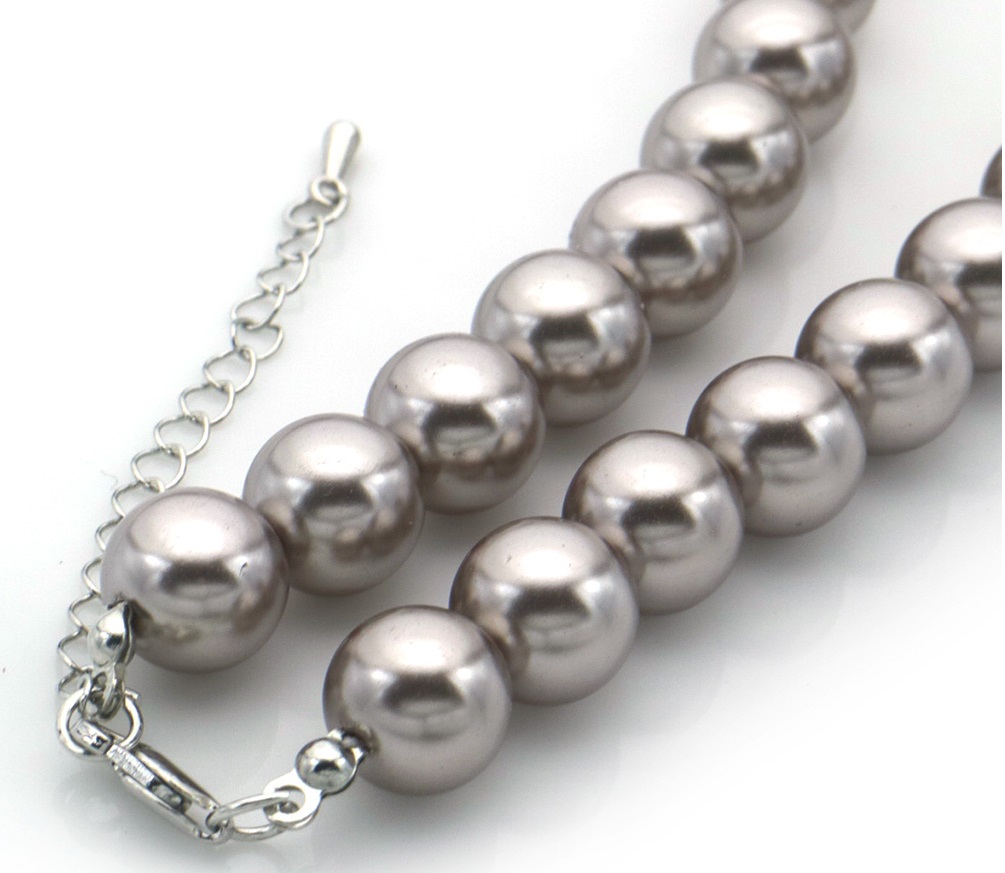 D-D24.2  N928-001-3 Necklace Glass Pearls 10mm