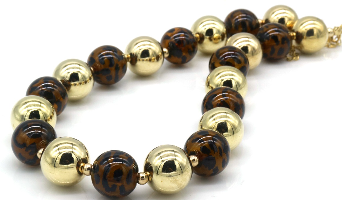 B-B15.2 N2582-028 Necklace 16mm Beads 40-45cm