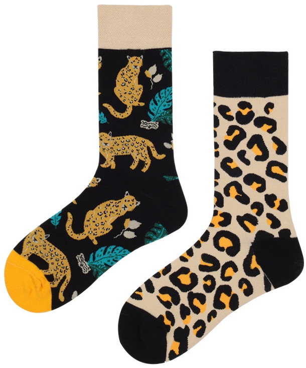 S-D6.3  SOCKS2512-049 Pair of Socks Size 38-45 Leopard