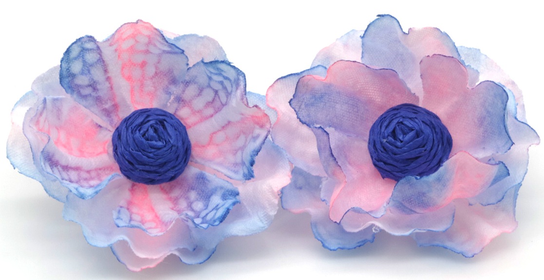 I-A19.1 E1028-008-1 Statement Earrings Flower 5.5cm Blue