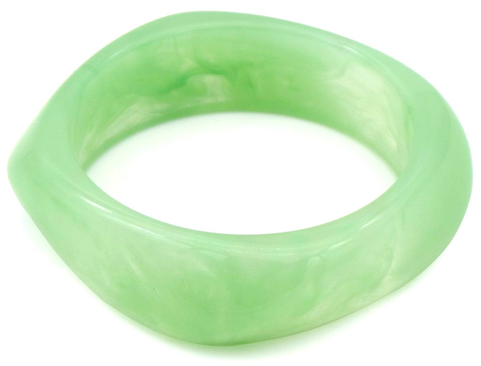 H-C23.2 B001-001-1 Resin Bangle 2.3cm Green
