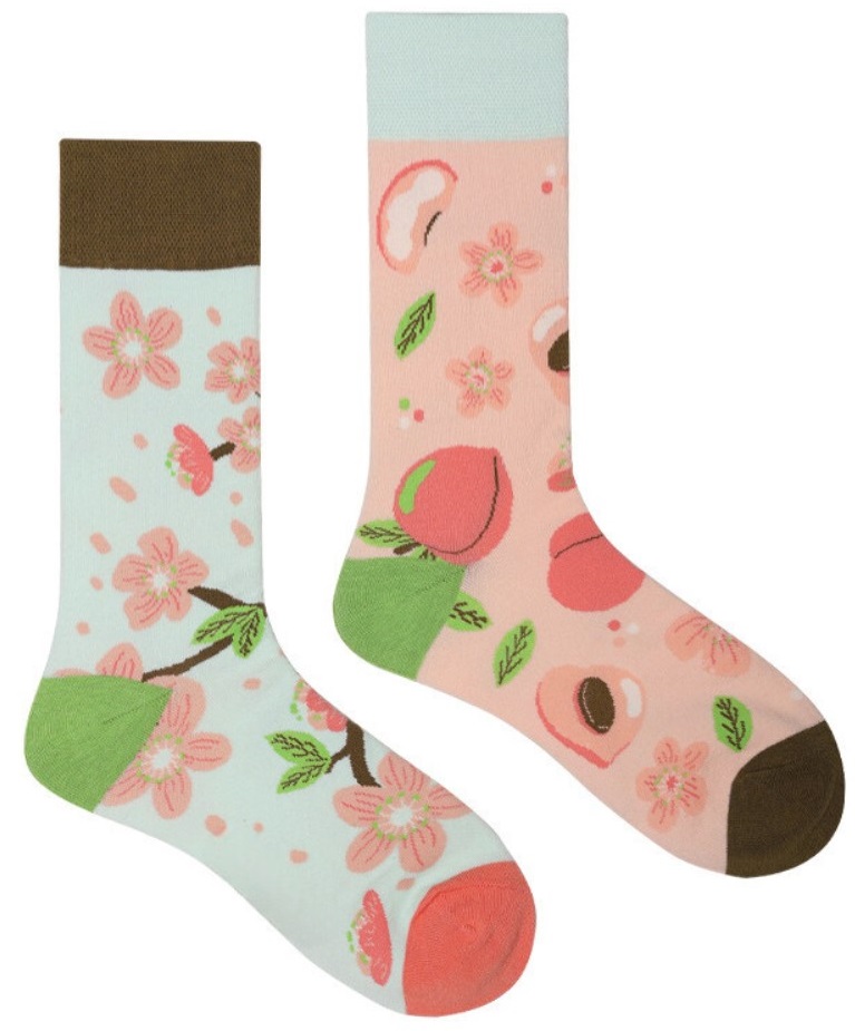 S-B1.1 SOCK2368-018  Pair Of Socks Size 38-45  Nectarine